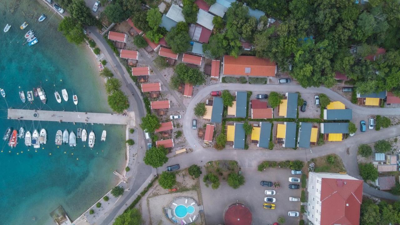 Mediteran Travel Mobile Homes Uvala Slana 塞尔瑟 外观 照片
